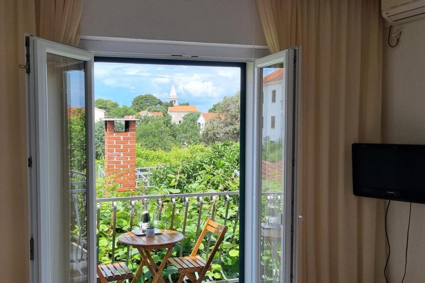 Apartments And Rooms With Parking Space Supetar, Brac - 5658 Kamer foto