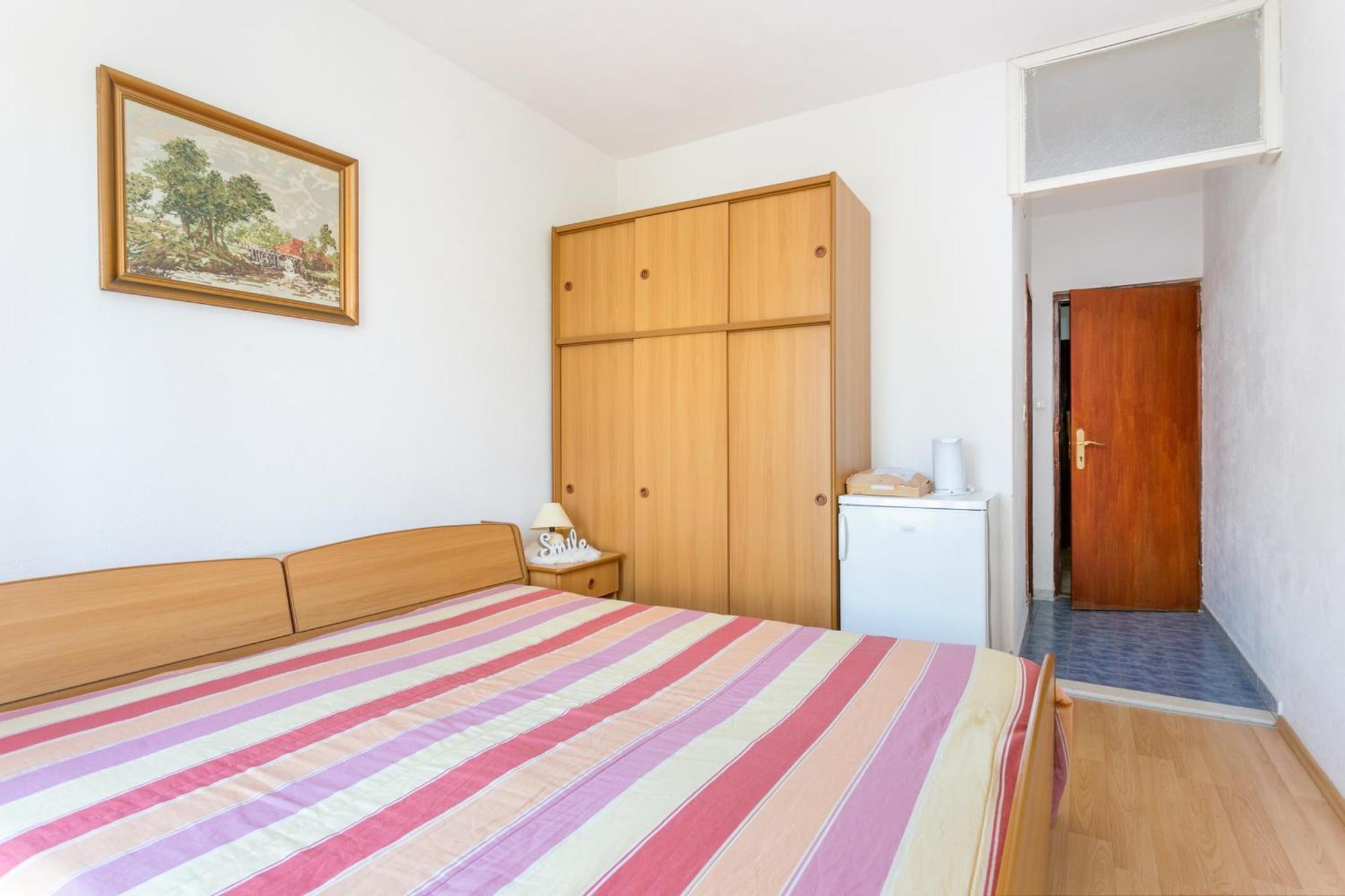 Apartments And Rooms With Parking Space Supetar, Brac - 5658 Kamer foto